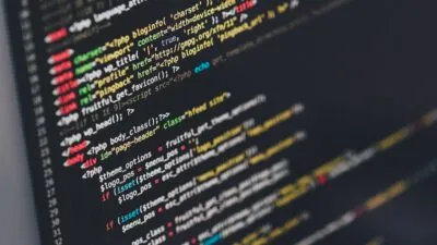 Développeurs : 15 prompts pour coder plus vite avec l&rsquo;IA