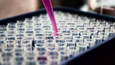 AlphaFold a cinq ans : 200 millions de protéines, un Nobel et la suite