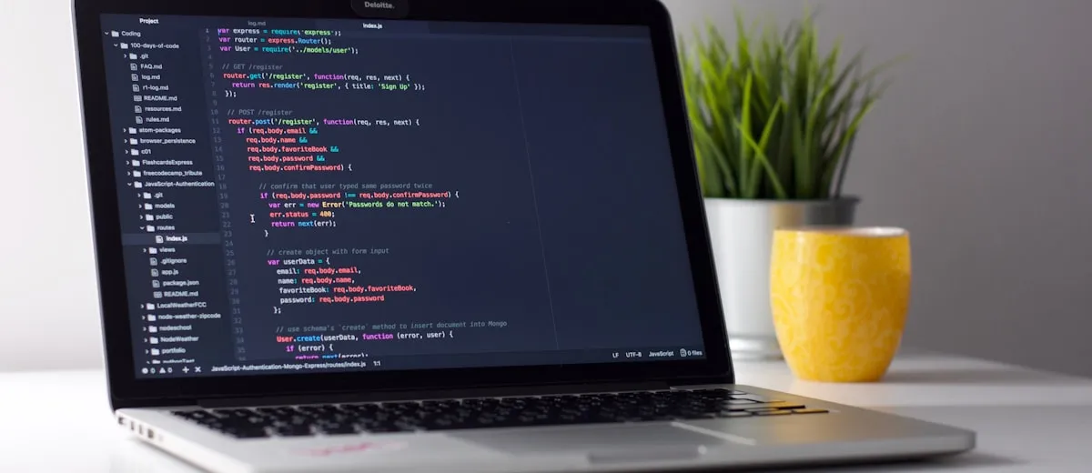 Écran ordinateur clavier programmation