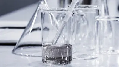 Comment l&rsquo;IA redéfinit la recherche scientifique : six transformations en cours