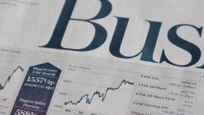 Robo-advisors en 2026 : l&rsquo;IA gère votre épargne, mais peut-on lui faire confiance ?