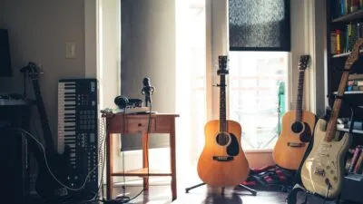 Suno face aux défis du droit d&rsquo;auteur musical : l&rsquo;IA peut-elle créer des hits ?